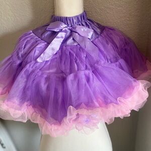 Adorable Girl’s Tutu Skirt/Size 3/5